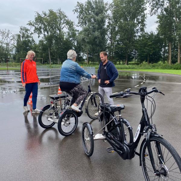 Minder fietsongelukken door Tworby: meer stabiliteit, zelfvertrouwen en overzicht in het verkeer!